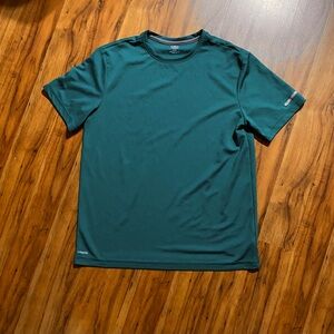 Athletic Works Men's DriWorks Shirt Size Medium (38-40)